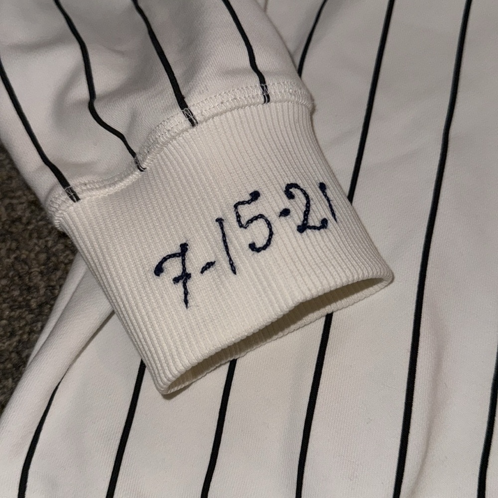 Custom Wilson Striped Chicago U.S.A. Sweatshirt - Picture 2 of 4